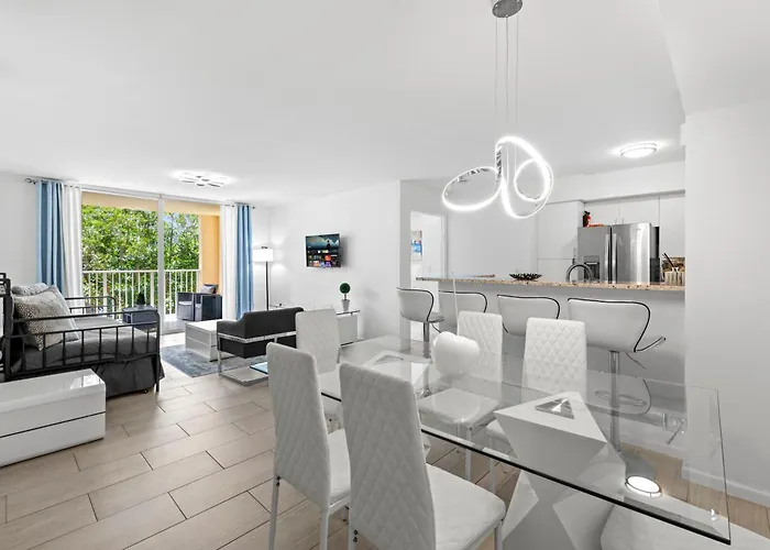 Yacht Club Miami Suite 2 Bedroom And 2 Bathroom With Baby Crib & Free Parking